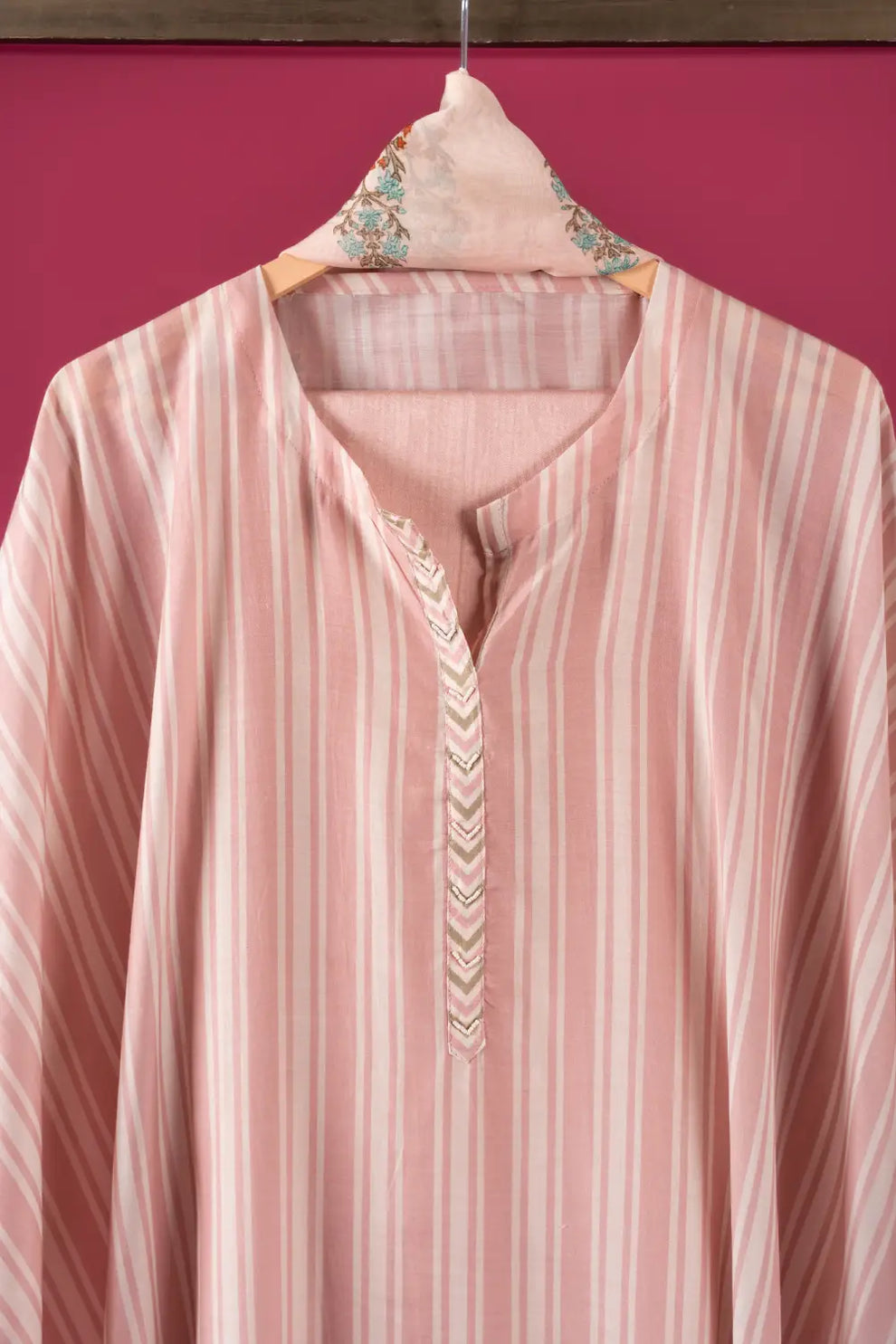 Muslin Cotton Semi-Stitched Suit
